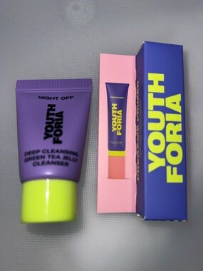 YouthForia Travel Bundle